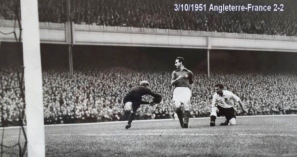 Ancienne Boîte De 3 Drapeaux Football Angleterre Années 70 - West Ham United